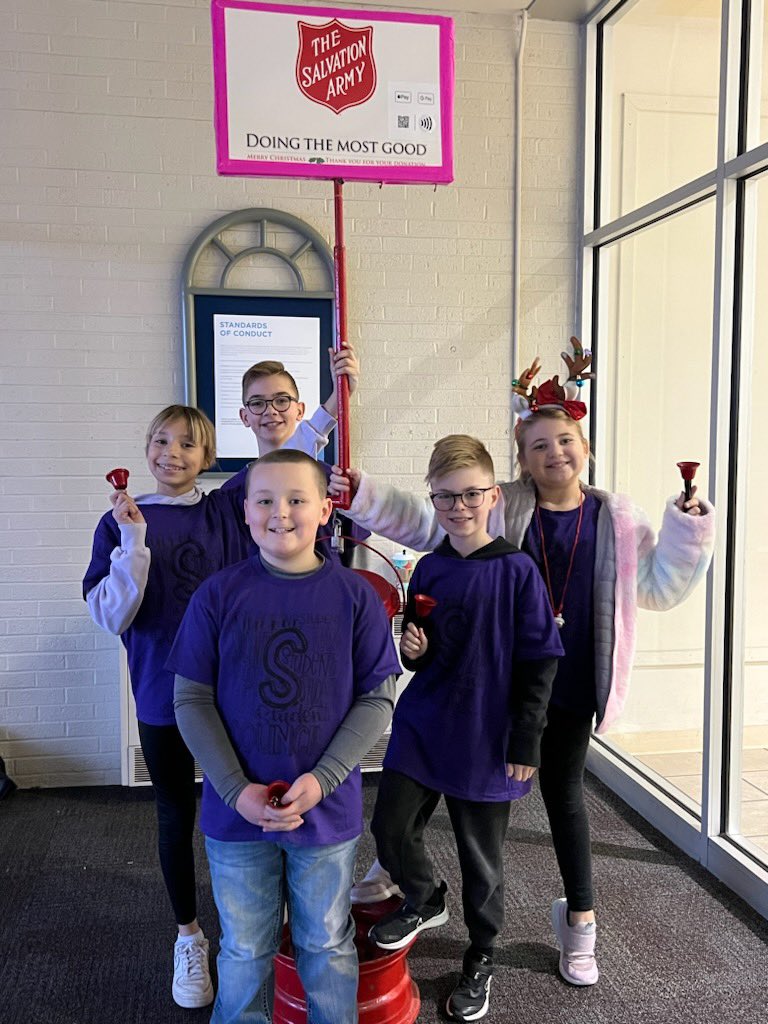 The EES Student Council volunteered last night at the Muncie Mall ringing bells for The Salvation Army.