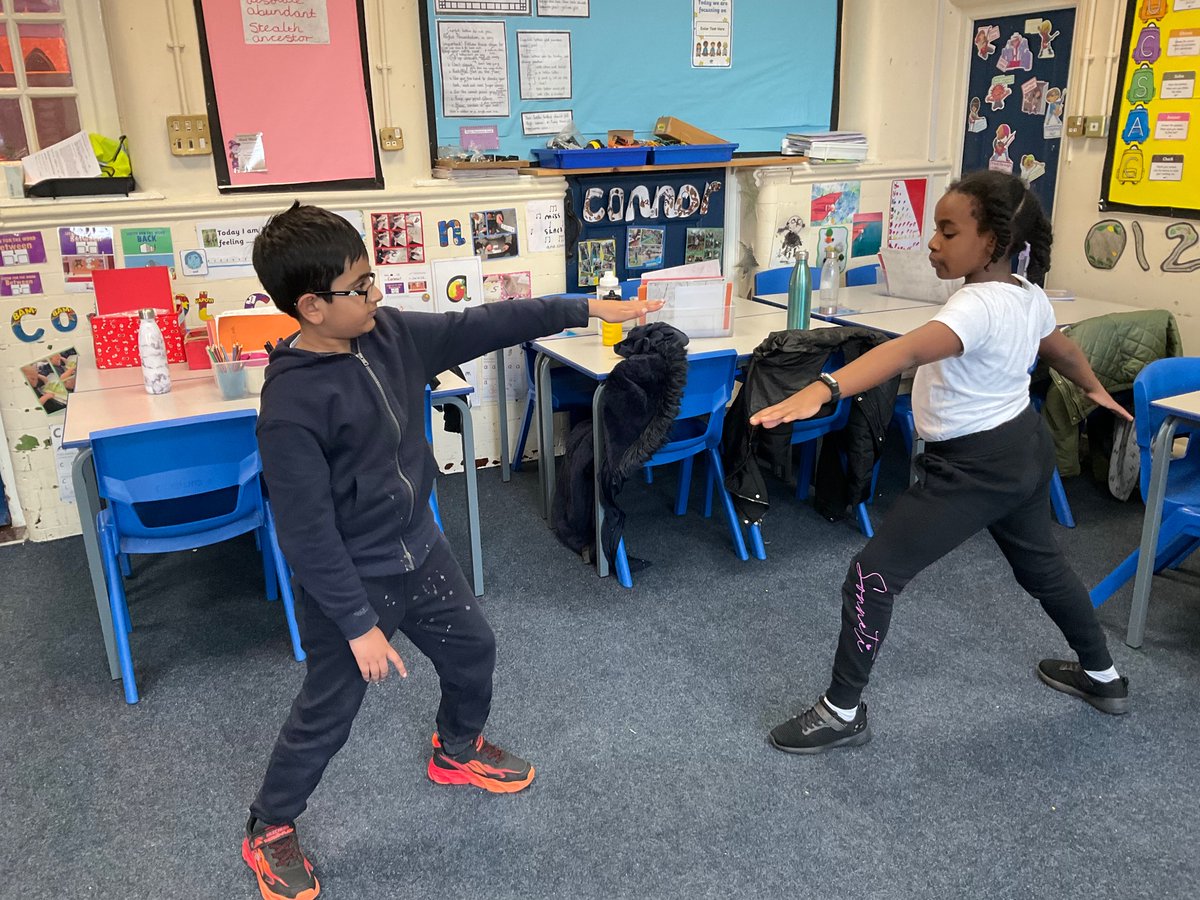 Vernon56KS2's tweet photo. We have learnt some new yoga poses and played a mirror game with them this afternoon! Some of them were very hard to balance in. Ask us what weβve learnt! #VPPPE #VPPWellbeing https://t.co/20Z0NboTgk
