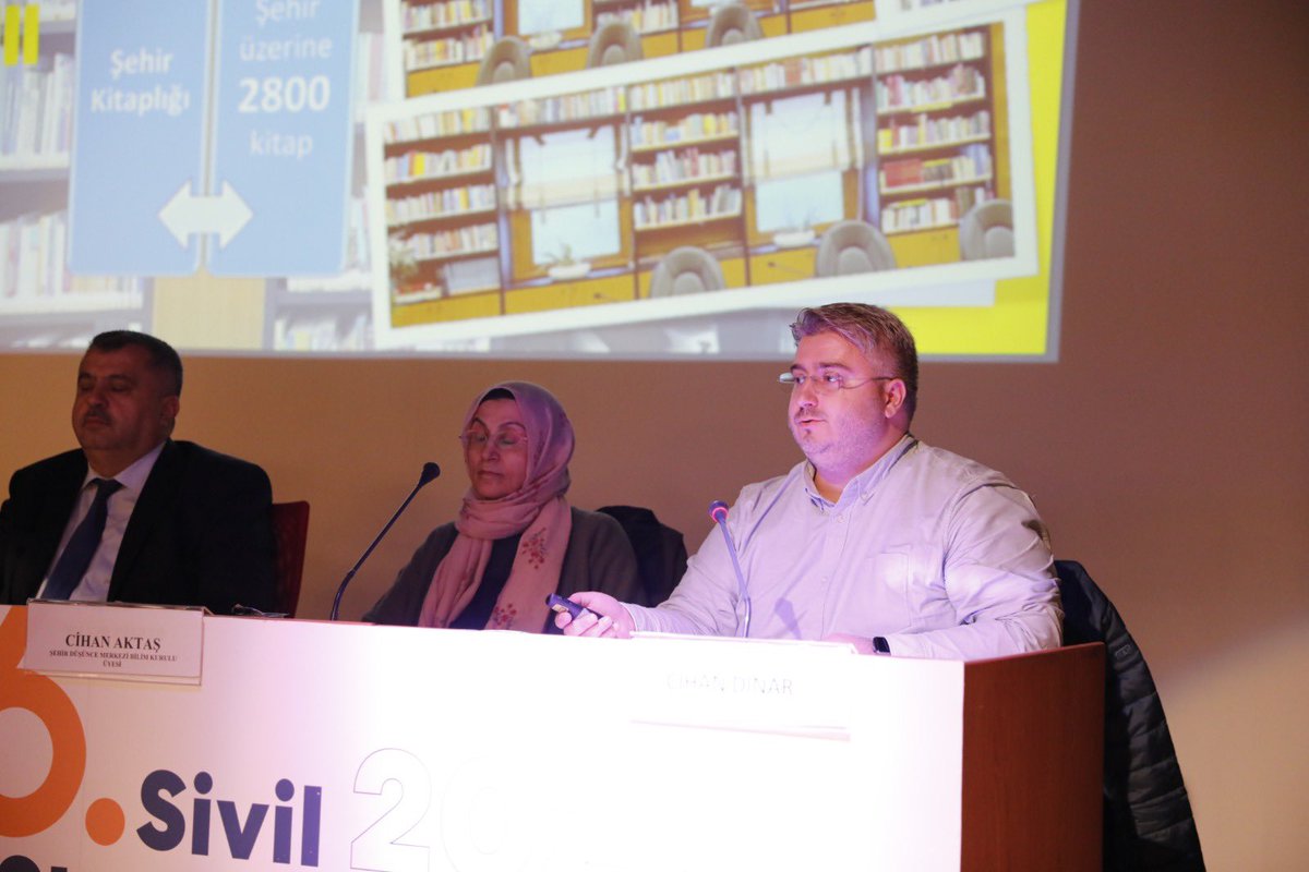cihandinar's tweet photo. 🗣️ @marmara1883 tarafından düzenlenen “6. Sivil Strateji Sempozyumu”ndayız.

#Esenler Prof. Dr. Sadettin Ökten Şehir Düşünce Merkezi olarak “Yönetişim ve Yerel Katılım: Esenler Deneyimi” başlıklı panelde yayın faaliyetleri üzerine sunumumdur. https://t.co/Ycq9Opycm3