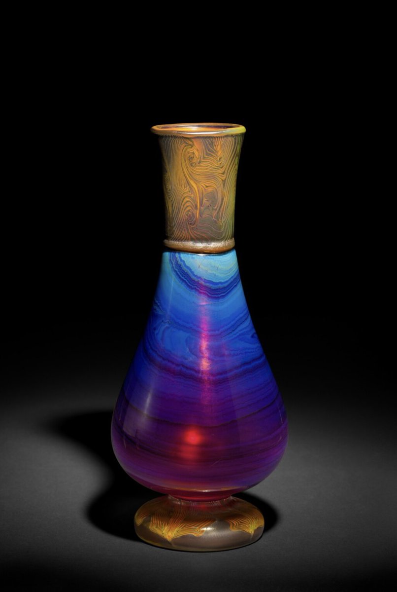 tclary14's tweet photo. A white glove sale for the Doros Collection of #TiffanyStudios art glass! Totaling over $2 million and led by these standout lots @Sothebys #SothebysDesign https://t.co/ADHDeLr1Uv