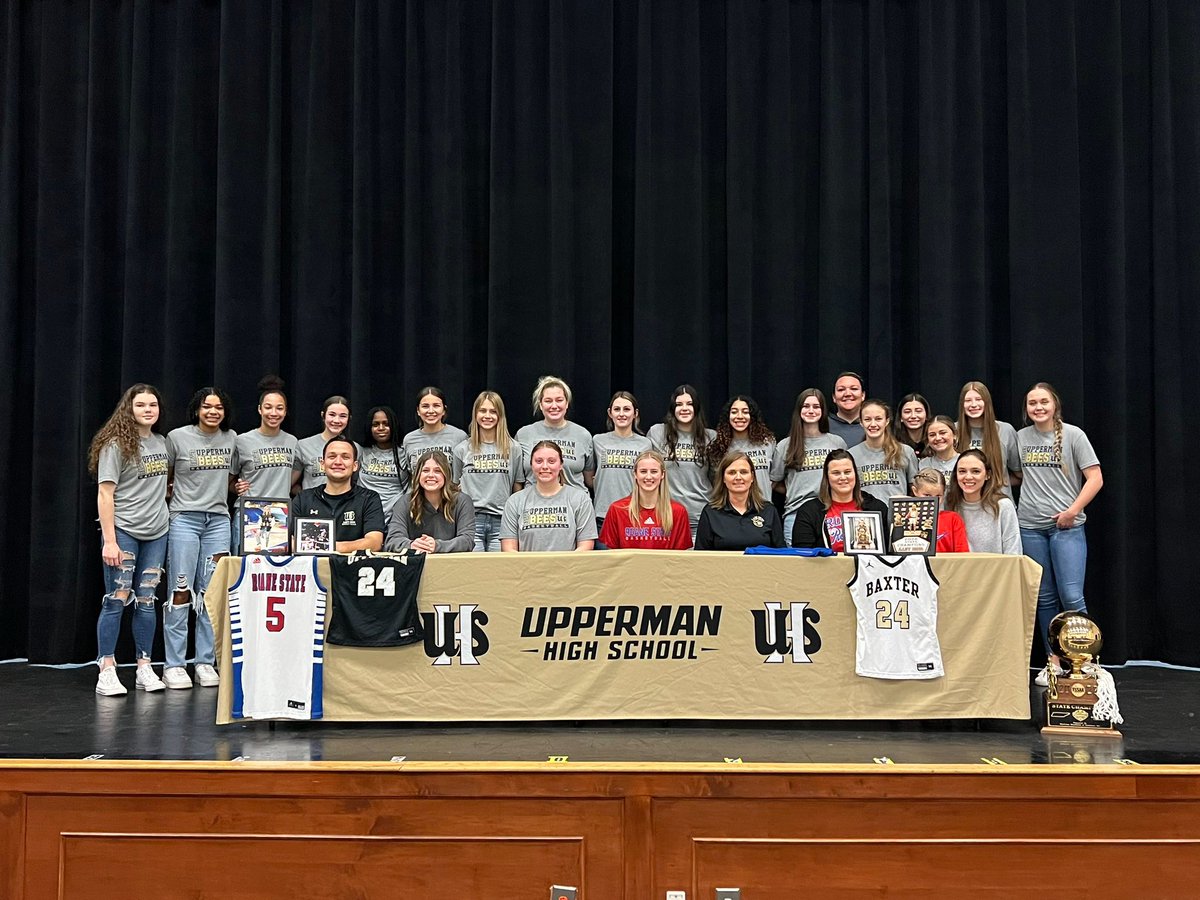 Roane State Woman’s Basketball couldn’t be more excited to be getting not only a very good basketball player, but a Great Leader, Winner and Super Teammate! Welcome Jayla Cobb!