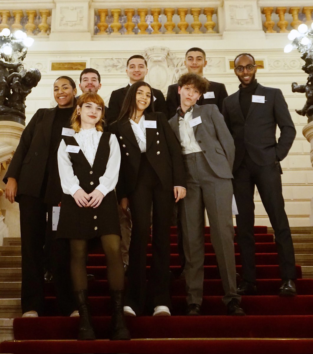 JCELYON's tweet photo. Bientôt de nombreuses images et témoignages de cette belle soirée.
restez connecté !
#insertion #emploi #cer2022 #jcelyon https://t.co/qTmlyuXHAG