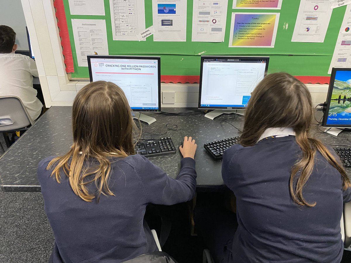 ICT_2xl's tweet photo. #HourOfCode Yr8 Crack 1 million passwords task with CyberSkills Live @DigitalWorldHQ https://t.co/nsNyrL6vP8
