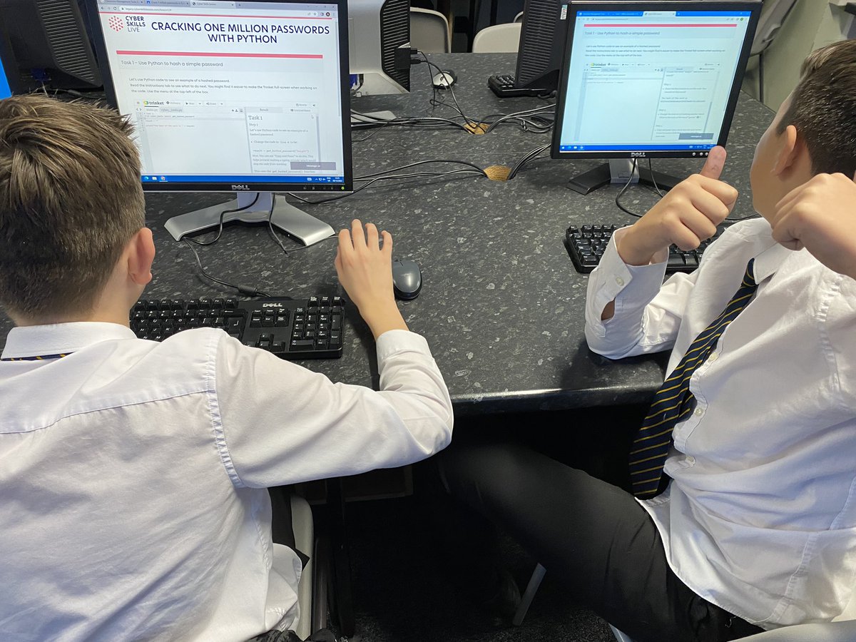 ICT_2xl's tweet photo. #HourOfCode Yr8 Crack 1 million passwords task with CyberSkills Live @DigitalWorldHQ https://t.co/nsNyrL6vP8