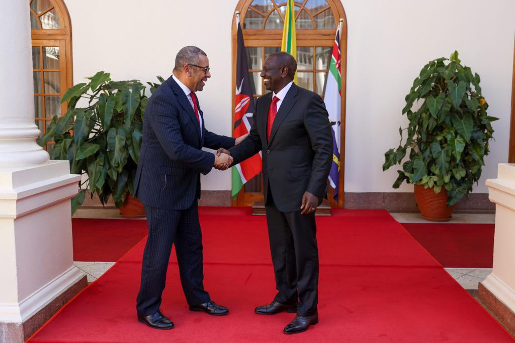 JaneMarriottUK's tweet photo. 🇬🇧's Foreign Secretary @JamesCleverly on his first visit to 🇰🇪.

Reiterates the strong partnership between the UK and Kenya, built on mutual respect and benefits.

#GoFarGoTogether https://t.co/CSB2AI2cI0