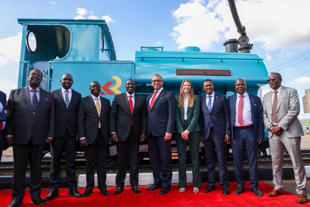 JaneMarriottUK's tweet photo. 🇬🇧's Foreign Secretary @JamesCleverly on his first visit to 🇰🇪.

Reiterates the strong partnership between the UK and Kenya, built on mutual respect and benefits.

#GoFarGoTogether https://t.co/CSB2AI2cI0