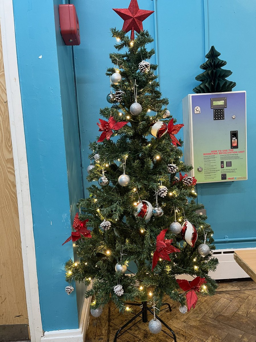 SpringwestA's tweet photo. We had a great Christmas lunch - the students really enjoyed being served and they loved their Christmas crackers and party hats! #community #character https://t.co/8epNoRMs8I