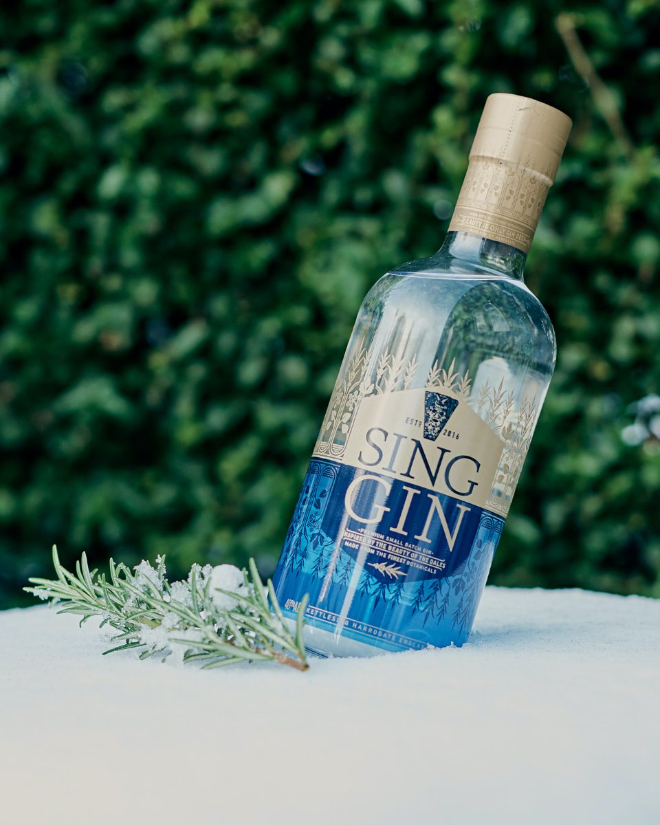 Looking for that extra special Christmas gift? We're here to help! Purchase a bottle of Sing Gin or one of our limited edition Christmas hampers on our website, and you can add a handwritten gift message (for free!) 🎄🎁

#ChristmasGifts #GinGifts #PersonalisedGin