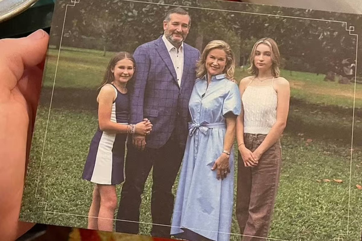 ProgressiveTex's tweet photo. My amazing niece died at the age of 20. She took her life after battling with her radical right wing parents for years. Their intolerance and hatred led to her death. If I prayed, I would pray for Caroline Cruz. I hope her family is capable of doing the right thing. #ProudBlue22 https://t.co/O2MOO5pM2n