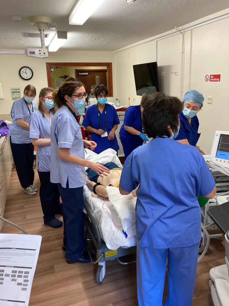 Sim_at_UHL's tweet photo. Our first Insitu SIM since the pandemic. Nice to be back with our friends from Glenvale Dental clinic at the Glenfield https://t.co/e1gwQXGoli