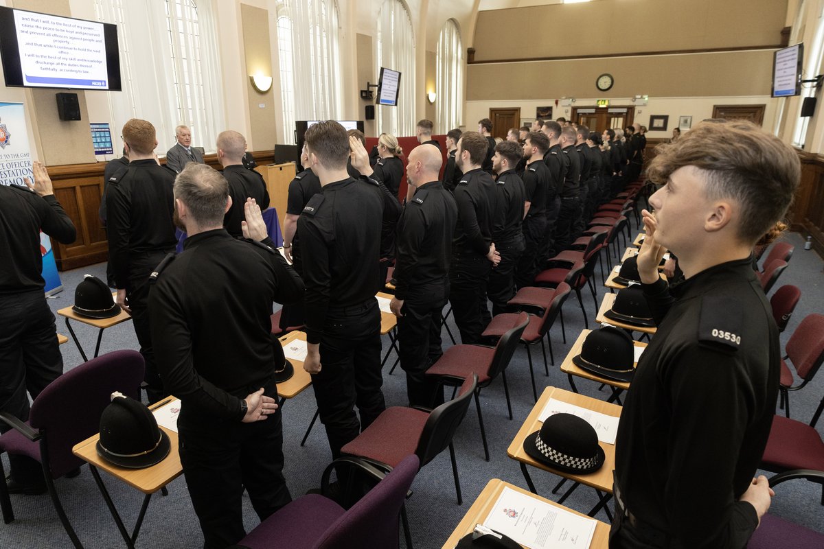 👮 Earlier this week, GMP handed a new cohort of 120 Police Constables their powers of arrest, bringing the total number of officers to over 7,700. 
 
They will be joining districts to help take the fight to criminals of Greater Manchester whilst providing care for the community.