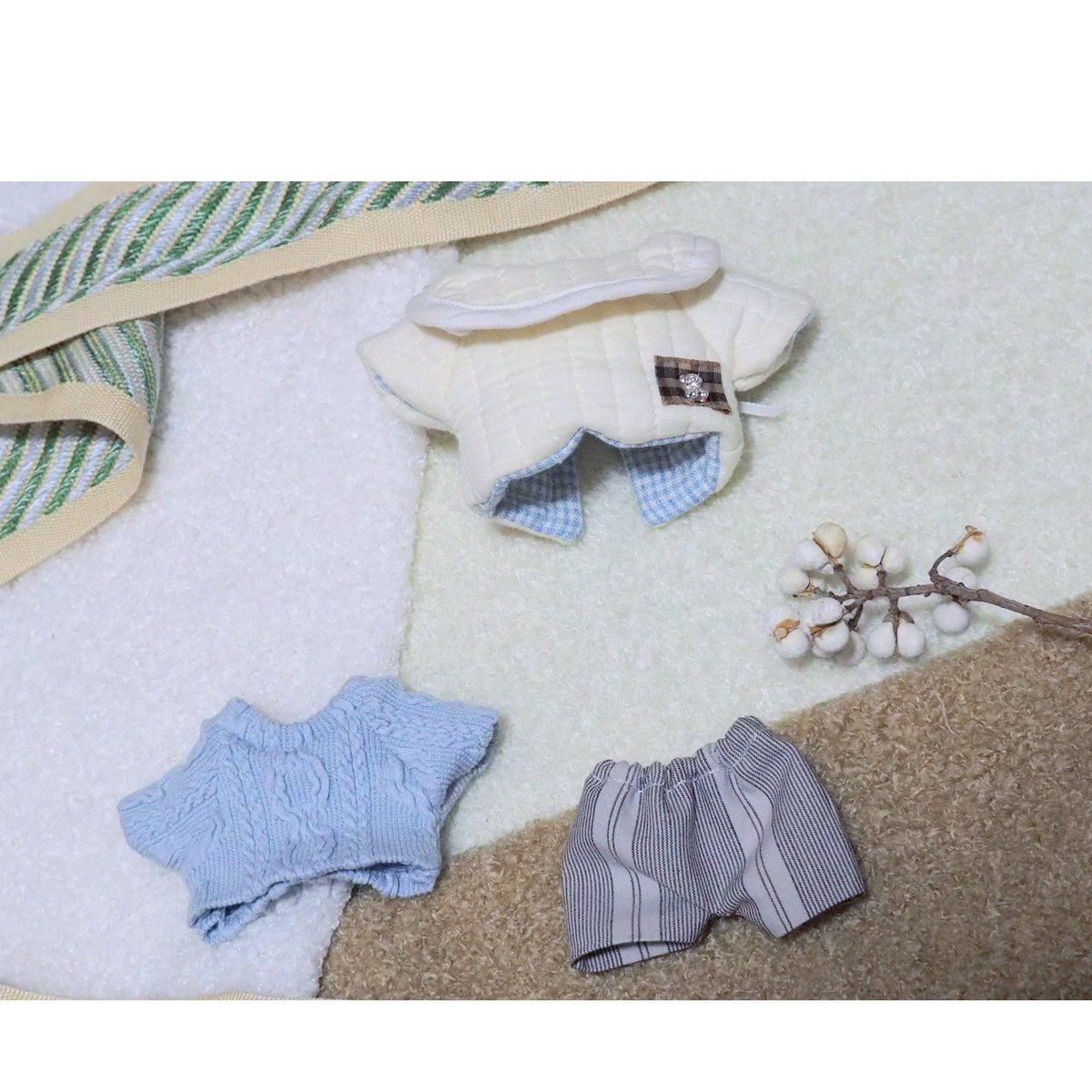 kamukamukamuxu's tweet photo. ○△□フォロワー1700↑🎁企画□△○

日頃の感謝の意も込めまして一名の方に、
winter snow set  をプレゼント！
今回はフォロワー様限定とさせていただきます✨

期間は少し短いのですが、
12/11(sun)23:59  までです！
参加方法等は四枚目の画像をご確認ください！
よろしくお願い致します！ https://t.co/dPHh84B9jt