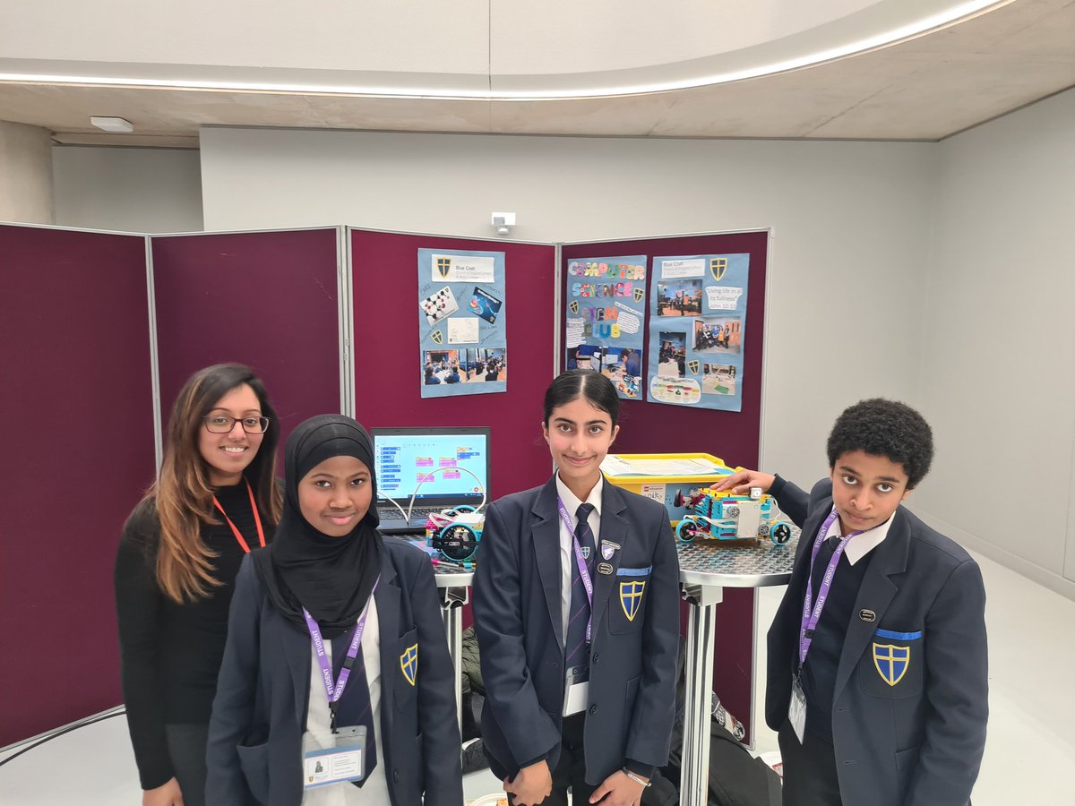 EduRAEng's tweet photo. What a buzz @wmgwarwick #CeleberateLBEEP hearing about the many amazing projects that the schools involved in the programme have been getting stuck into from lego robots to Xmas trees made from recycled materials.

Find out more: https://t.co/6sKOgweKSy

#ThisIsEngineering https://t.co/3vADwUuiQj