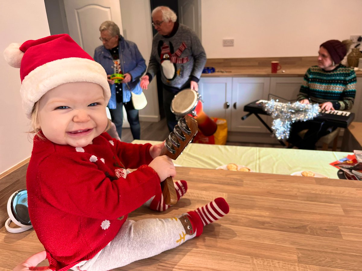 A great afternoon <a href="/MossRoseCtg/">Moss-Rose Cottage</a> change of scenery day. Jess was attempting to be a part of the band