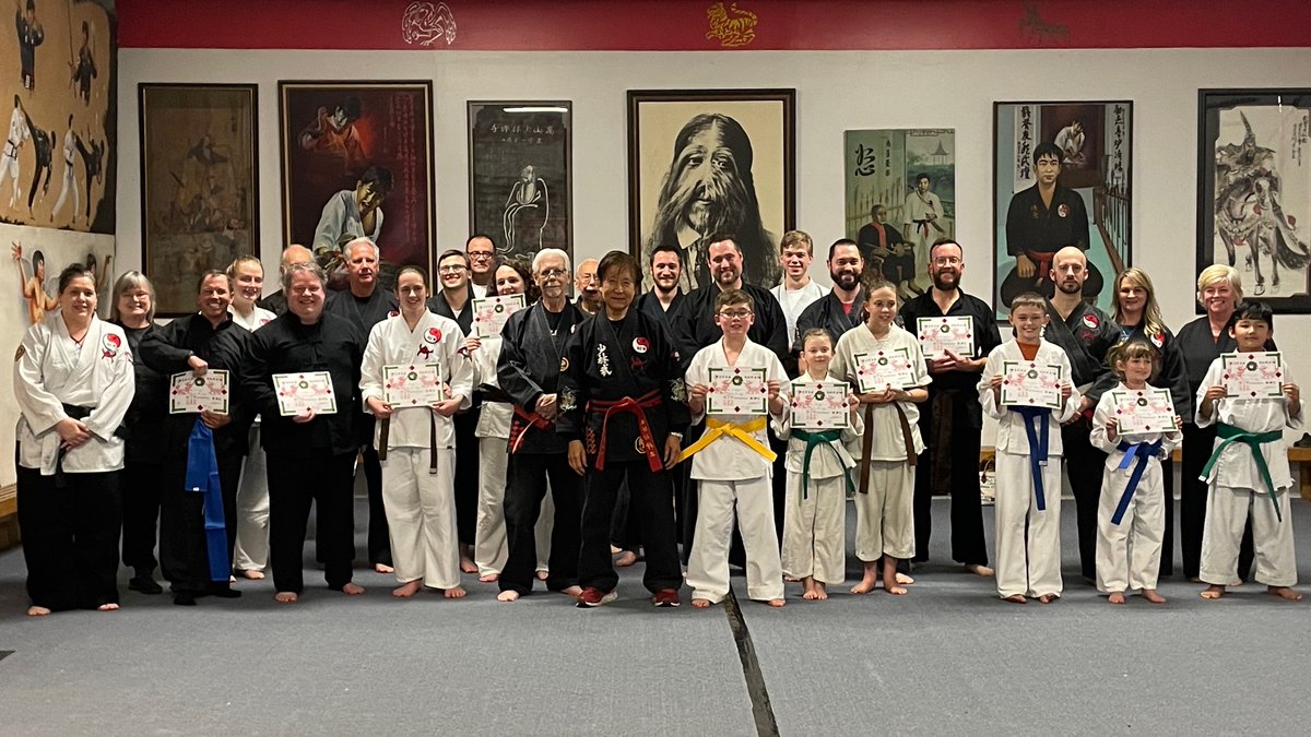 Congratulations to all of our students who passed their rank advancement test in front of Grandmaster Sin Thé this week. Keep up the hard work!

We have normal classes until our Christmas Party &amp; Potluck on Thursday, December 15th at 6:30 PM.