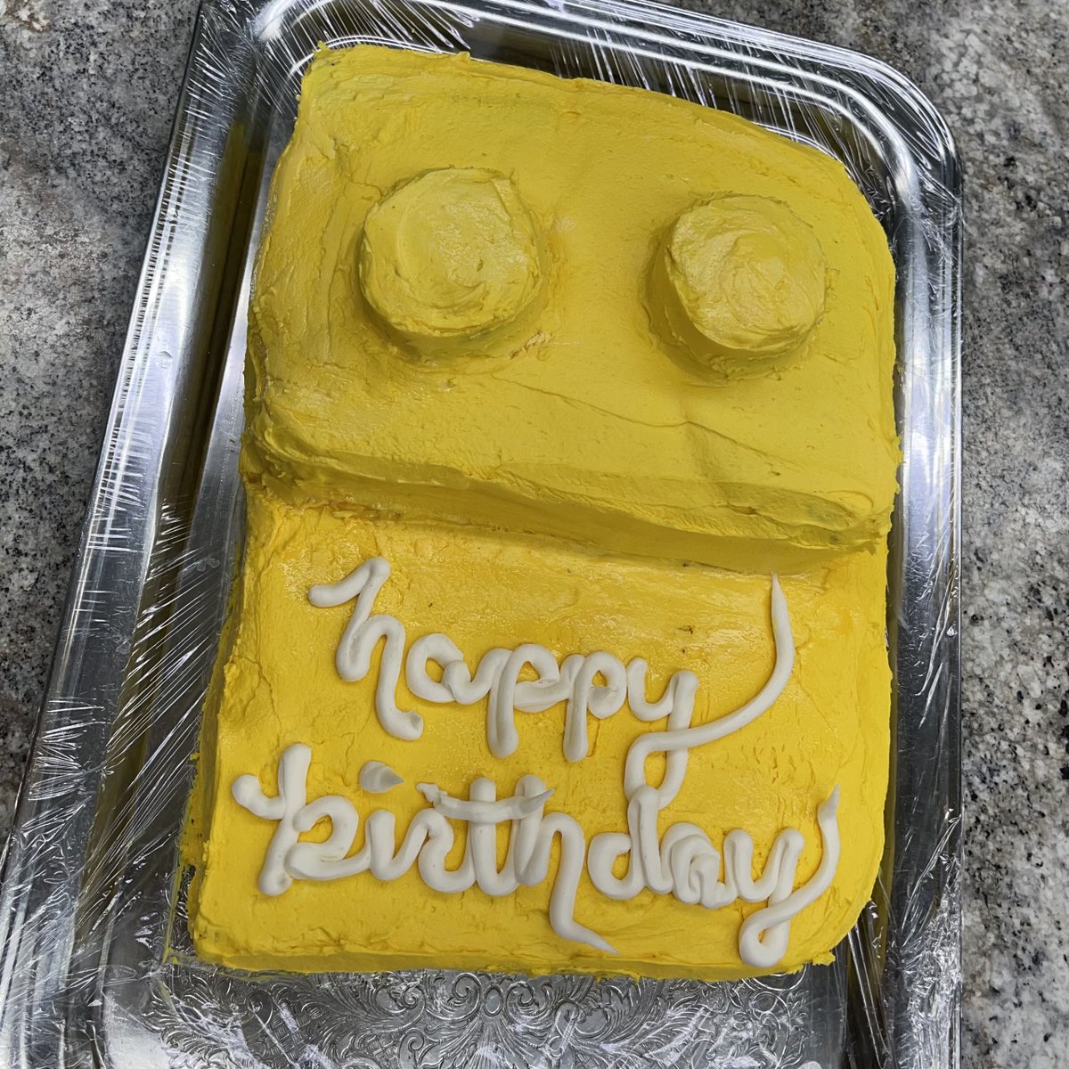 LEGO CAKE 🎂 
What theme would your birthday cake be?
#cake #wecreatemomentsthatmatter #theleadershipcenter #meetingspace #catering #lodging #leadershipprograms #eventplanning