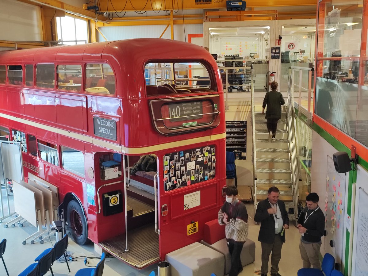 ⚛️ Despres de 3 mesos de treball, avui al <a href="/CERN/">CERN</a> 🇨🇭, 30 estudiants d' <a href="/UPCTelecos/">UPC Telecos 📡</a> de <a href="/la_UPC/">Universitat Politècnica de Catalunya (UPC)</a>, @ESADE i <a href="/iedbarcelona/">IED Barcelona - Istituto Europeo di Design</a> presenten en la Gala el resultat de les seves propostes Challenge Based Innovation (CBI@CERN). Magnífica feina #ODS #EnginyeriaAplicada #ImpacteSocial.