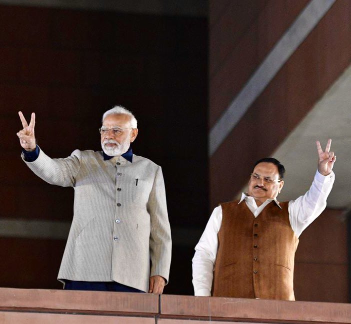 sambitswaraj's tweet photo. “लोगों ने भाजपा को वोट दिया, क्योंकि भाजपा देश के हित में बड़े से बड़े और कड़े से कड़े फैसले लेने का दम रखती है।”

- मा• प्रधानमंत्री @narendramodi जी https://t.co/6tgcqYv0uZ