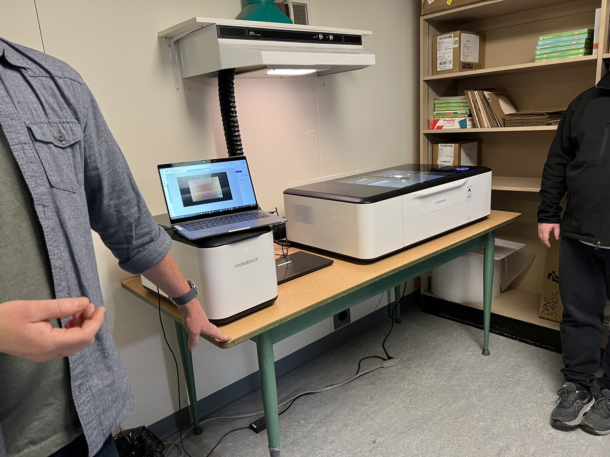 Learning from the <a href="/sd43bc/">School District 43</a> #steameducation LSTs and an expert from <a href="/LOGICSAcademy/">LOGICS Academy</a> on using the MakeBlock laser cutter. So many learning possibilities for students! #makerspace
<a href="/dhsands/">Dave Sands (he/him)</a> <a href="/gjhanna/">Gavin Hanna</a> <a href="/nic0lecruz/">Nicole Cruz</a> <a href="/DanielMar785/">Daniel Martin</a>