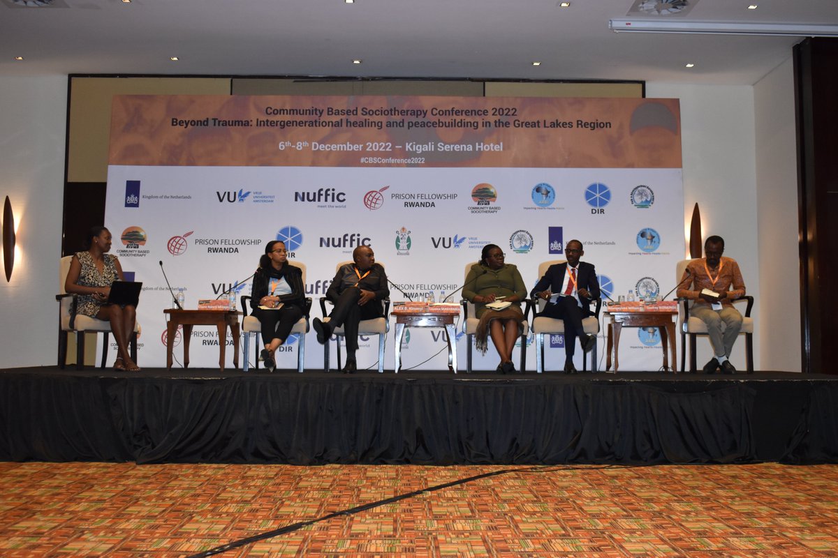 CBS__Rwanda's tweet photo. #HappeningNow at #CBSConference2022
Panel discussion led by @SandraShenge @Aegis_Trust : Intergenerational legacies of the 1994 genocide against the Tutsi and reintegration of ex-prisoners: From research to policy making.
#MvuraNkuvure https://t.co/DhBmYApuvf