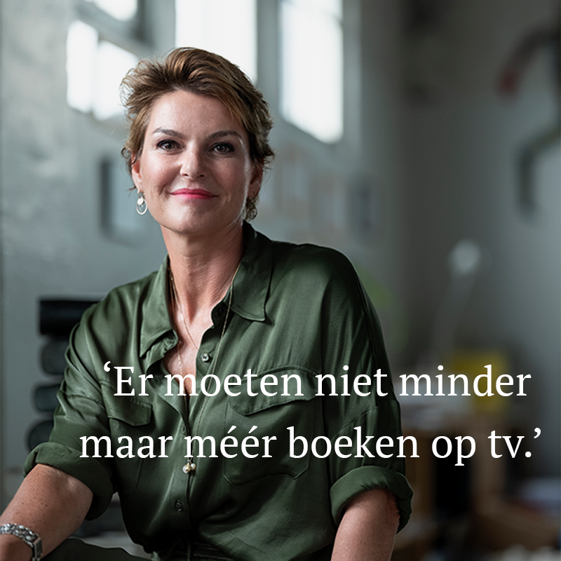 cpnb's tweet photo. @brommeropzee, het boekenprogramma van de @vpro, komt in het nieuwe jaar niet terug op het scherm. Het stopzetten van Brommer op zee getuigt van kortzichtigheid, schrijft CPNB-directeur Eveline Aendekerk. Vandaag op @nrc Opinie, morgen in de krant. https://t.co/yROK0a8zaW https://t.co/XdVeO7PlK8