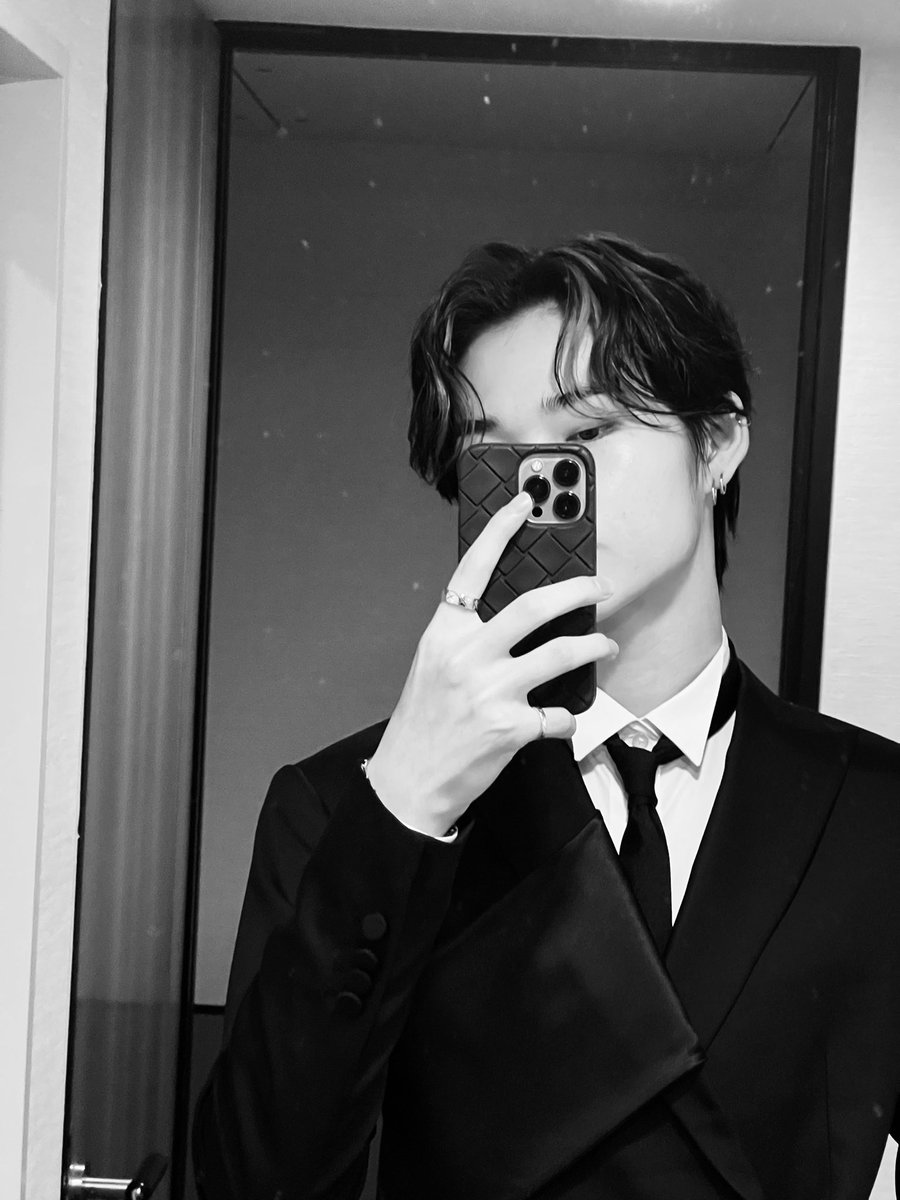 어이 오마에 오탄죠비 오메데토다제

#RikiRhythmOfDecember
#니키_없는_엔진은_팥없는붕어빵
#祝17歳NI_KIくんが幸せでありますように