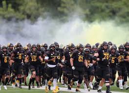 Emablewakilongo's tweet photo. #AGTG extremely blessed to have received a offer from ohio dominican university @FoundMyWayInc1 @chselksfootball https://t.co/vHzF4bOIbX