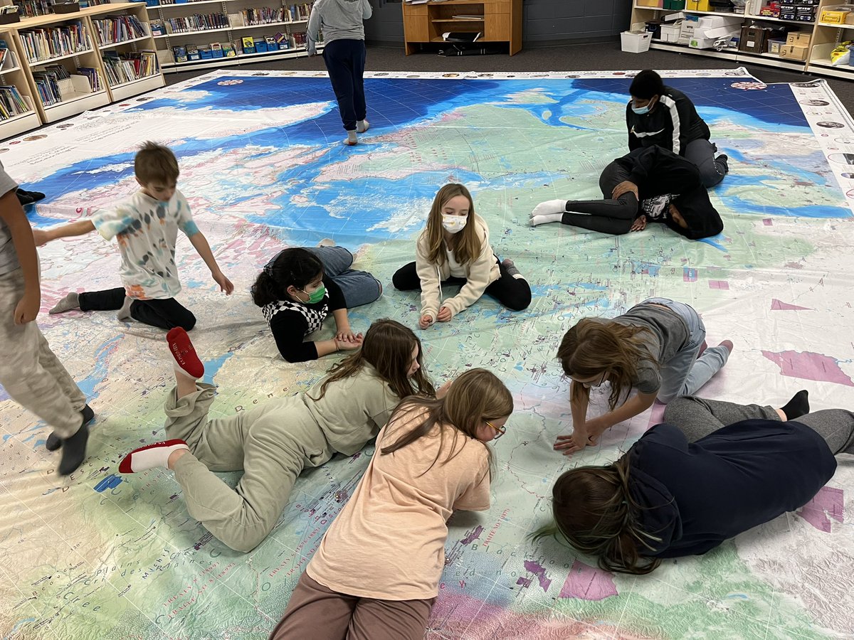 mrboddysclass's tweet photo. Students really enjoyed learning about the indigenous peoples map of Canada. It is interesting to see how our great country looks on such a huge map. Thank you @LynAnneCote1 for creating this learning opportunity for our class. @AssisiOCSB #ocsb https://t.co/R9HtH4vROZ