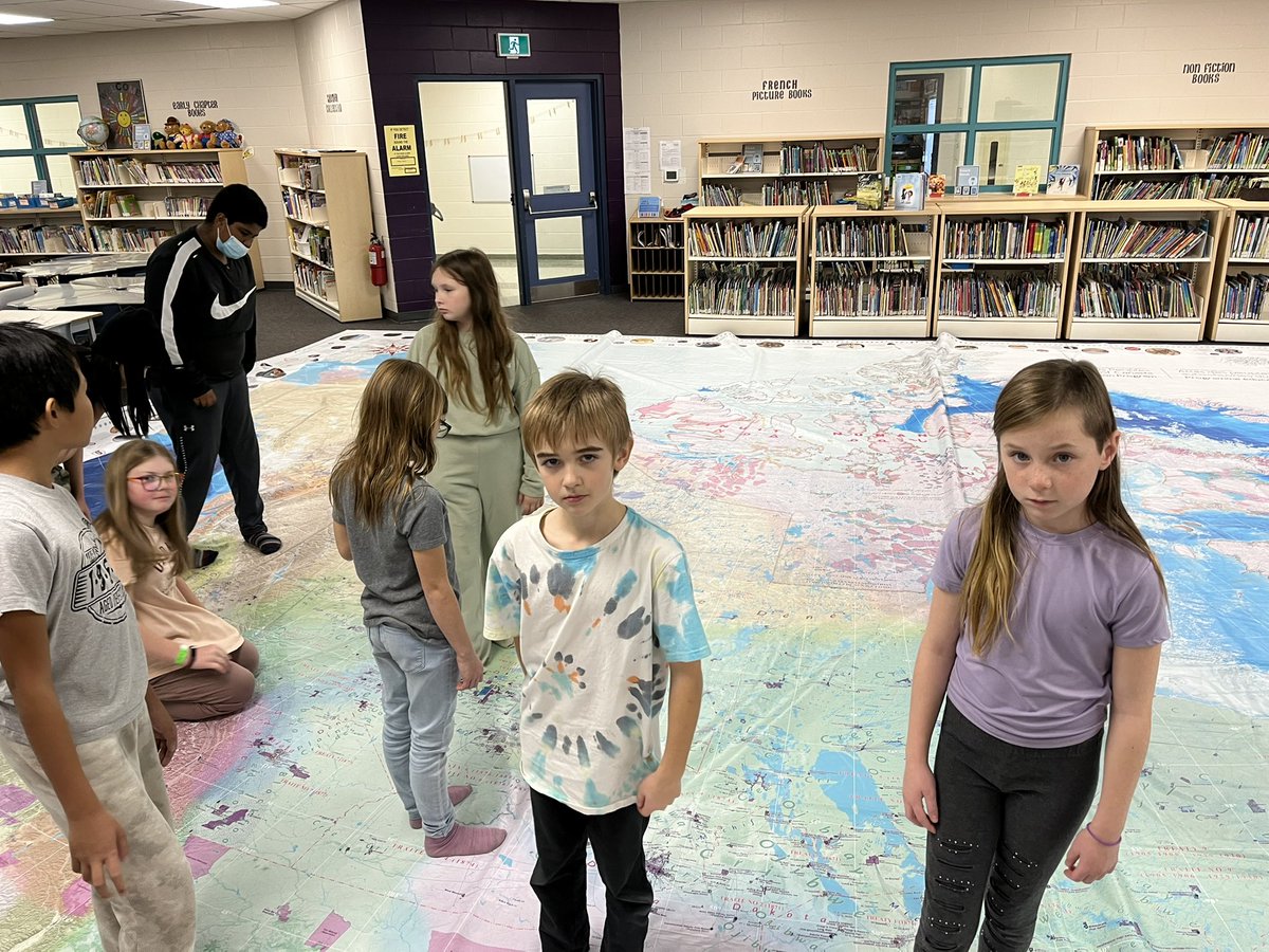 mrboddysclass's tweet photo. Students really enjoyed learning about the indigenous peoples map of Canada. It is interesting to see how our great country looks on such a huge map. Thank you @LynAnneCote1 for creating this learning opportunity for our class. @AssisiOCSB #ocsb https://t.co/R9HtH4vROZ