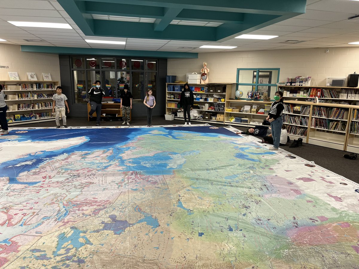 mrboddysclass's tweet photo. Students really enjoyed learning about the indigenous peoples map of Canada. It is interesting to see how our great country looks on such a huge map. Thank you @LynAnneCote1 for creating this learning opportunity for our class. @AssisiOCSB #ocsb https://t.co/R9HtH4vROZ