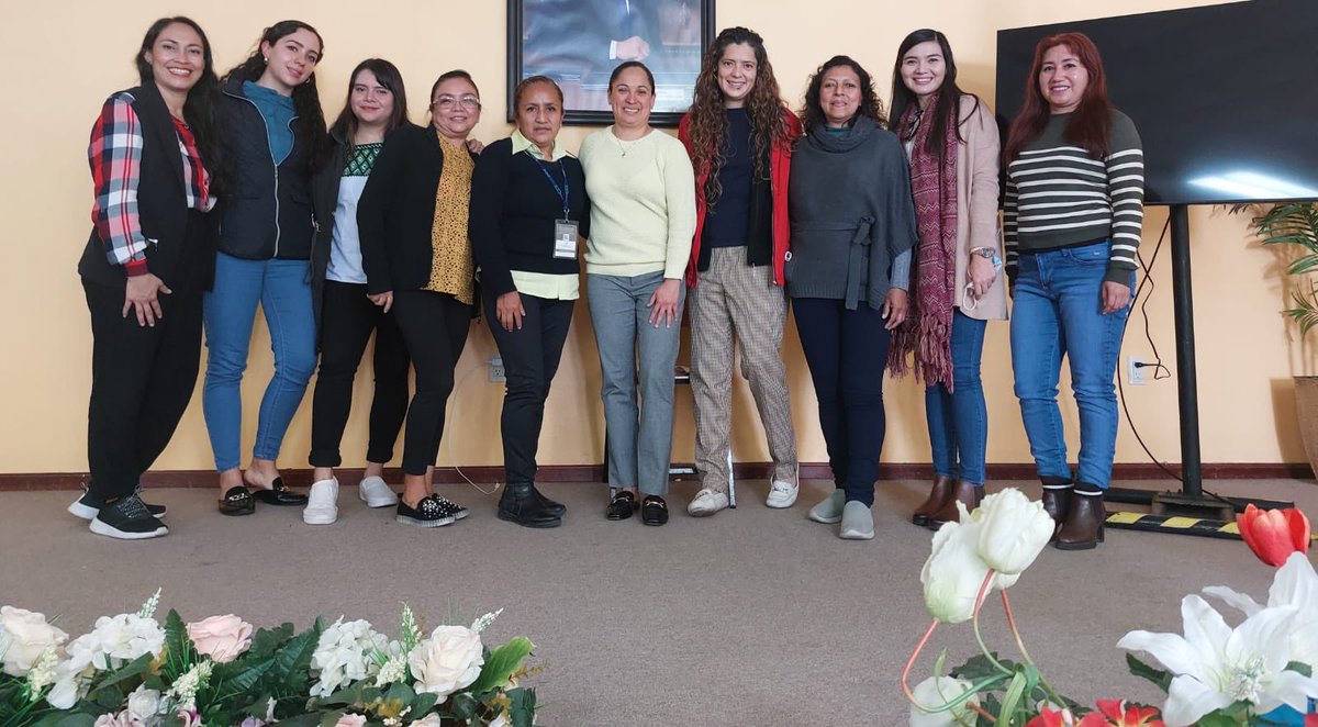 Faltaba el equipo que capacitó en Comitan, con la Dra. Renata Pacheco de Censia. Gracias a todas por su profesionalismo, ahora si terminamos por esta fase!! <a href="/1CINyS/">CINyS - INSP</a>