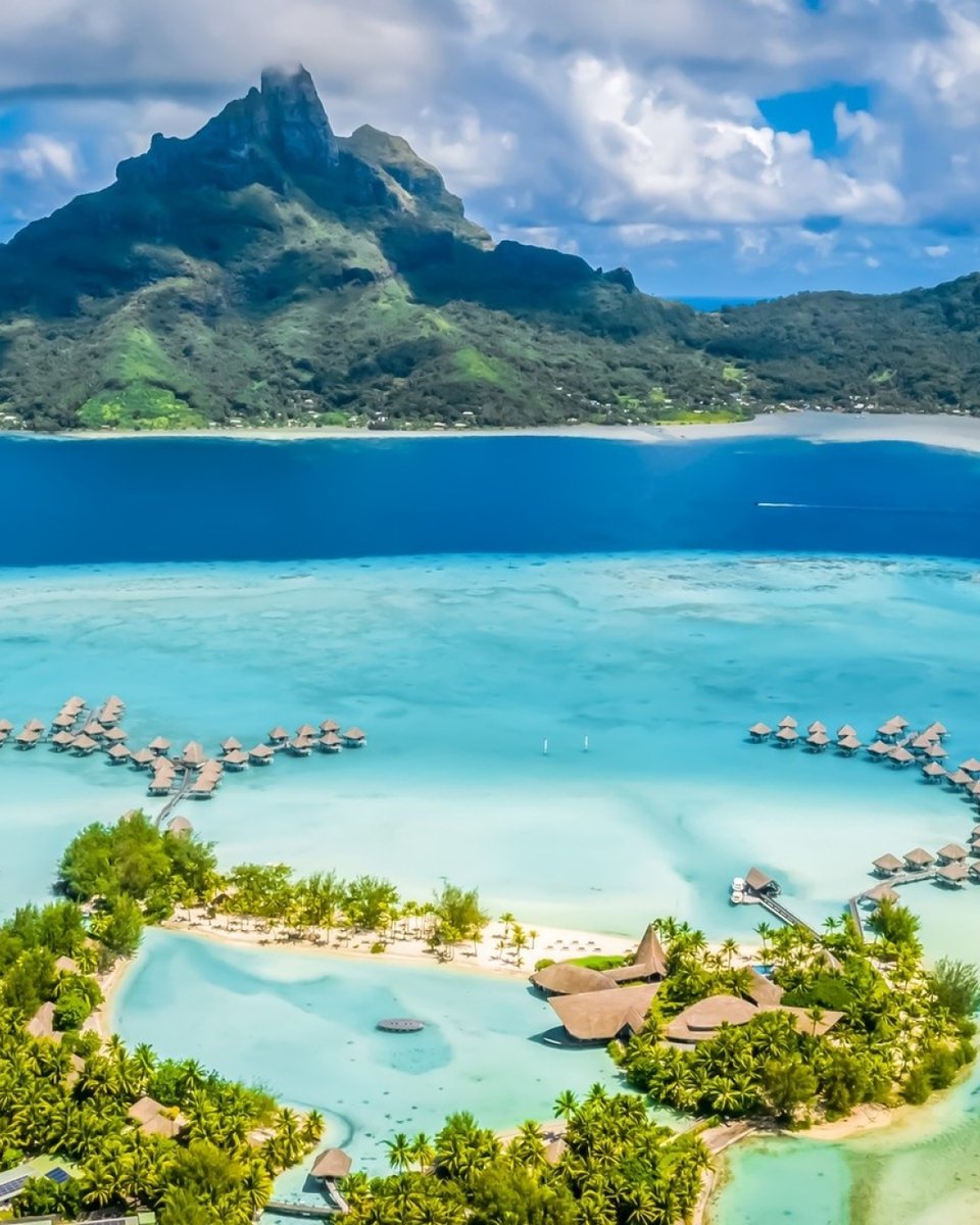 Ahhhh...Tahiti 🏝😎 Good news: you can now catch a direct flight to Tahiti out of Seattle! No better excuse to escape the gray, gloomy weather this time of year.

📸:<a href="/vanezia_blum/">Vanessa Blum</a>
📸:@unlimitedtahiti
📸:@boraboraphotosvideos