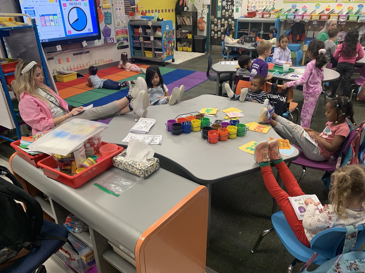 In Ms. Adam’s class our PK Cubs love the “Read-Like-A-Boss” station! 😂📖 Way to engage our young readers! <a href="/BearCreekElem/">Bear Creek</a> <a href="/EarlyGcisd/">GCISD EARLY CHILDHOOD</a> #BESTatBCE