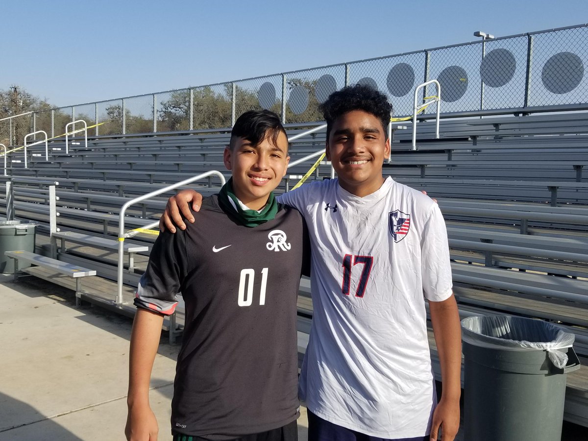 CadenMorrisGK's tweet photo. This is by far the BEST part of HS soccer...you get to play against your brothers! β½οΈππ
#BigRyan #David #Arturo #Jack https://t.co/vEICNLijIl