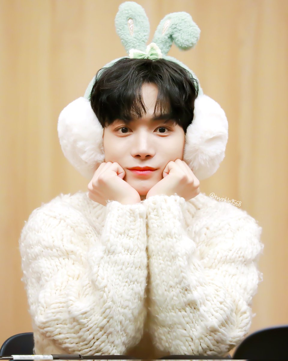 221129 © twinkle9568 🤍🐰
#김종현 #KIMJONGHYEON