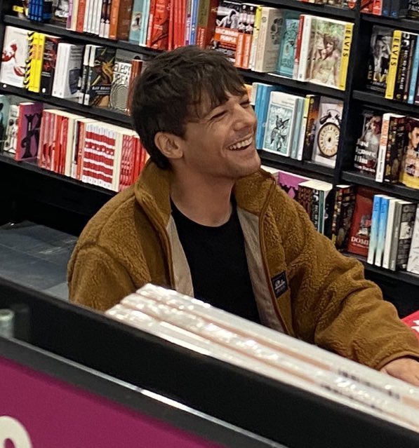 he’s a teddy bear🧸