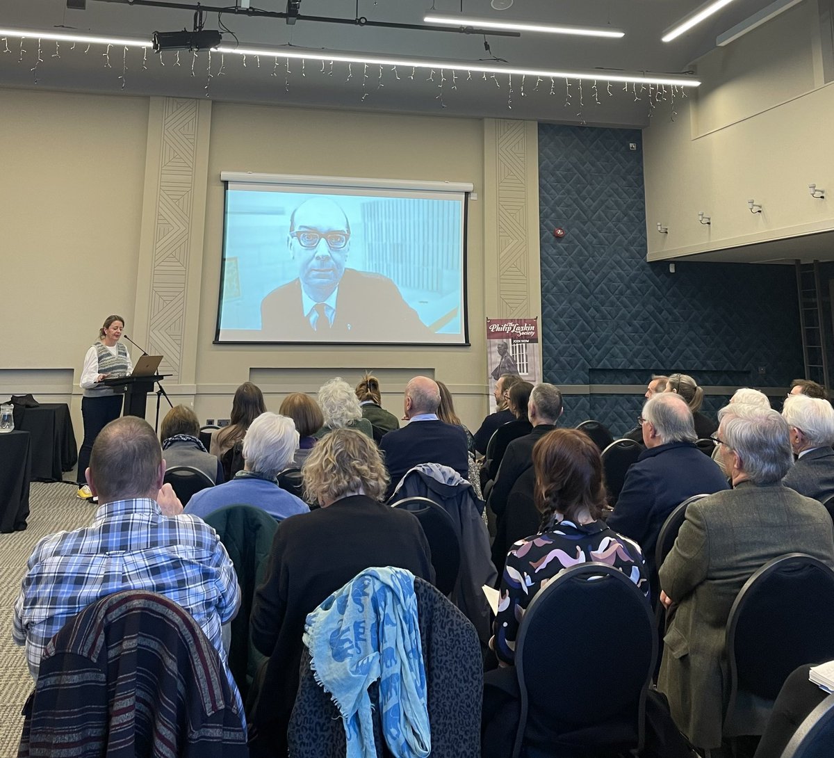wild_julian's tweet photo. A wonderful talk by keynote speaker @MsRachelCooke on Day 1 of #Larkinconference2022 @UniOfHull “The First Stone: From Castigation to Cancel Culture - Philip Larkin 1992-2022”🙂📚🎤👏 https://t.co/3wy8DuuNwH
