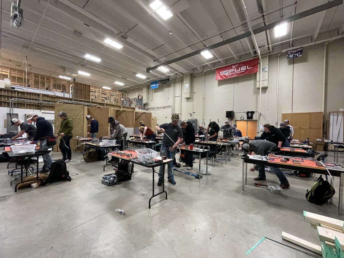 SCTCC's tweet photo. Electrical students are working diligently in the on-campus SkillsUSA competition for the chance to head to the state competition this spring. We also got a pic of the esteemed judges.
“Feeling confident” was the general consensus! #sctcc #electrical #electrician #skilledtrades https://t.co/XWLZC4AtAI