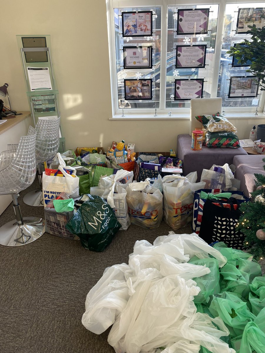 greenandparry's tweet photo. The packing starts! 

We are still collecting donations until next Wednesday! https://t.co/nvEmv8S7SB