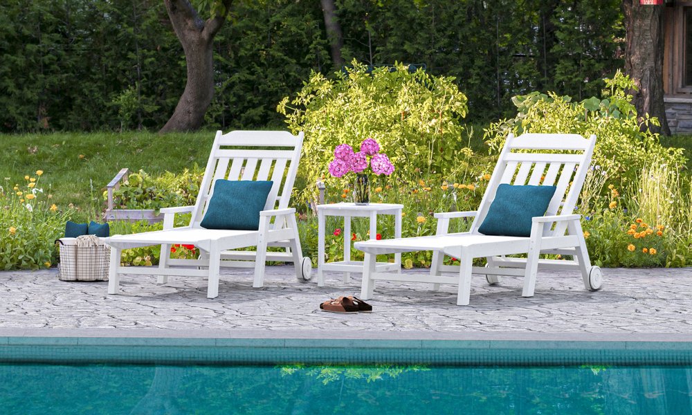 Polywood is ending the year with phase 2 of its collection with Country Living and will introduce several new collections. Casual News Now gets a first look at several new pieces, from dining to chaise lounges and deep seating pieces.   buff.ly/3FAxQXf