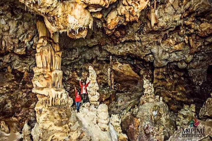 Alonso_Blancas's tweet photo. Un amigo tuyo te pide le sugieras una experiencia que pueda vivir en su próximo viaje a Mapimi Durango, ¿qué le recomendarías hacer?🤔 #VisitMapimi #PuebloMagico https://t.co/je3MkqTxRB