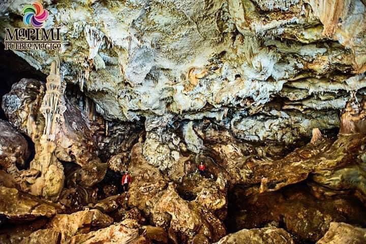 Alonso_Blancas's tweet photo. Un amigo tuyo te pide le sugieras una experiencia que pueda vivir en su próximo viaje a Mapimi Durango, ¿qué le recomendarías hacer?🤔 #VisitMapimi #PuebloMagico https://t.co/je3MkqTxRB