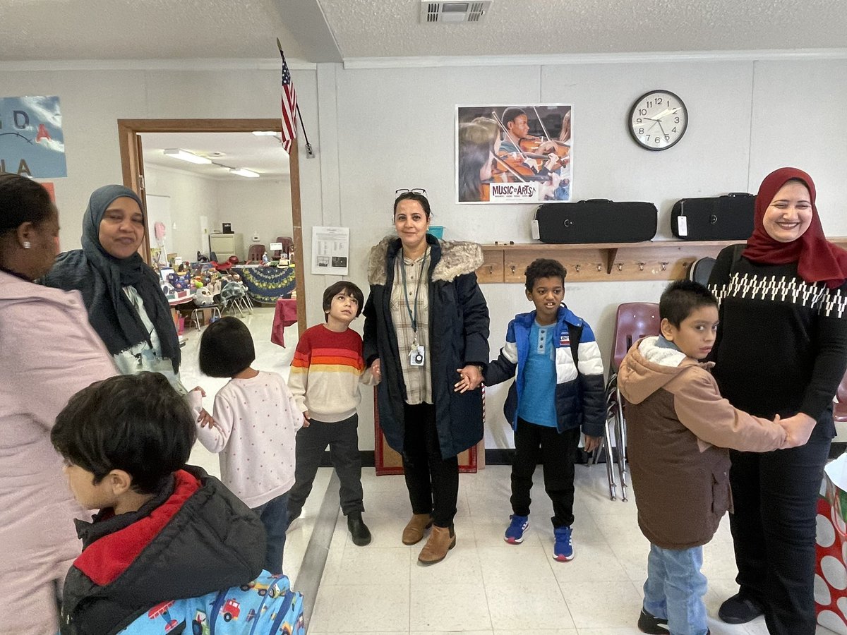 SHES_Dolphins's tweet photo. Our annual Holiday House is here!! Thanks to our families for their donations so every child can choose a gift for someone they love! #FCPSR2 #SHESPTA https://t.co/lIGrCrWPsp