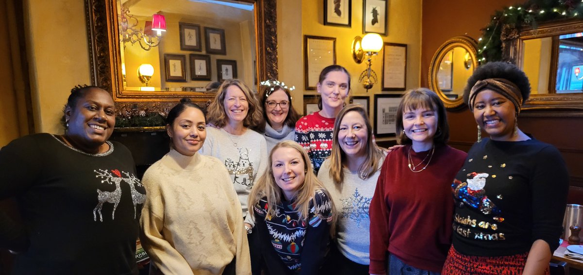 lisabronwen's tweet photo. @ForcesEmploy Happy Christmas everyone! https://t.co/8mpYR2VXeU