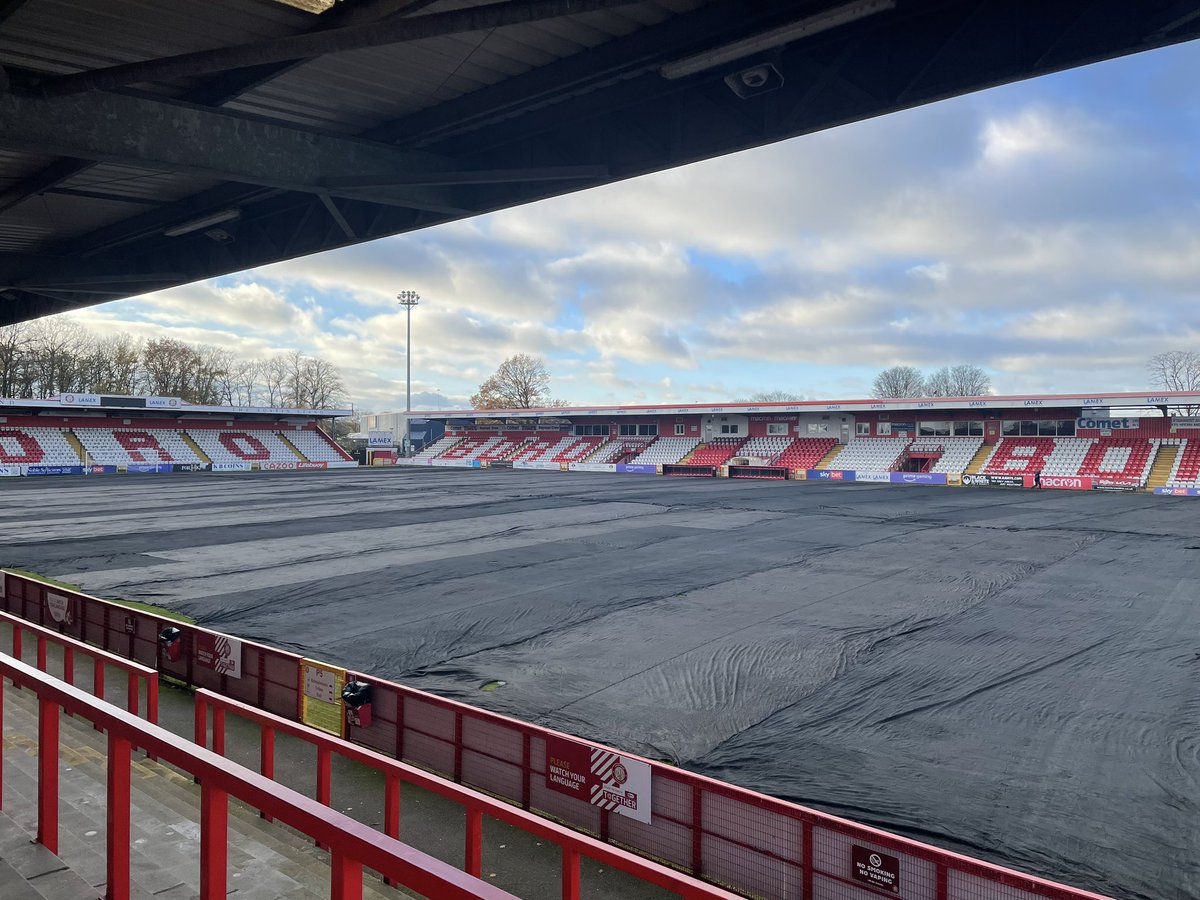 jamesy_attfield's tweet photo. It’s that time of year, team doing all we can to get Saturdays home game on 💪🏼🌱🥶 @StevenageFC @davehume2000 @george_brinkman @CJHopkins85 @AlfBoro https://t.co/d1kTr65KfS