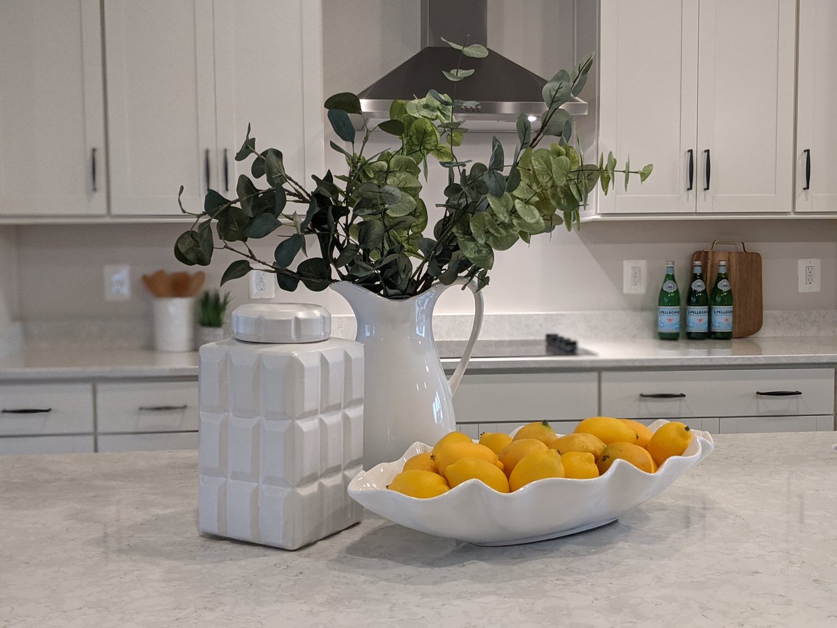 StagedInterior's tweet image. New model townhouse in Ashburn!🏘️

Interested in staging your property?
Use this link to get a QUICK QUOTE.
stagedinterior.com/quickquote
📞 703-261-7026

#homestaging #stagedinterior #staging #stagedtosellhome