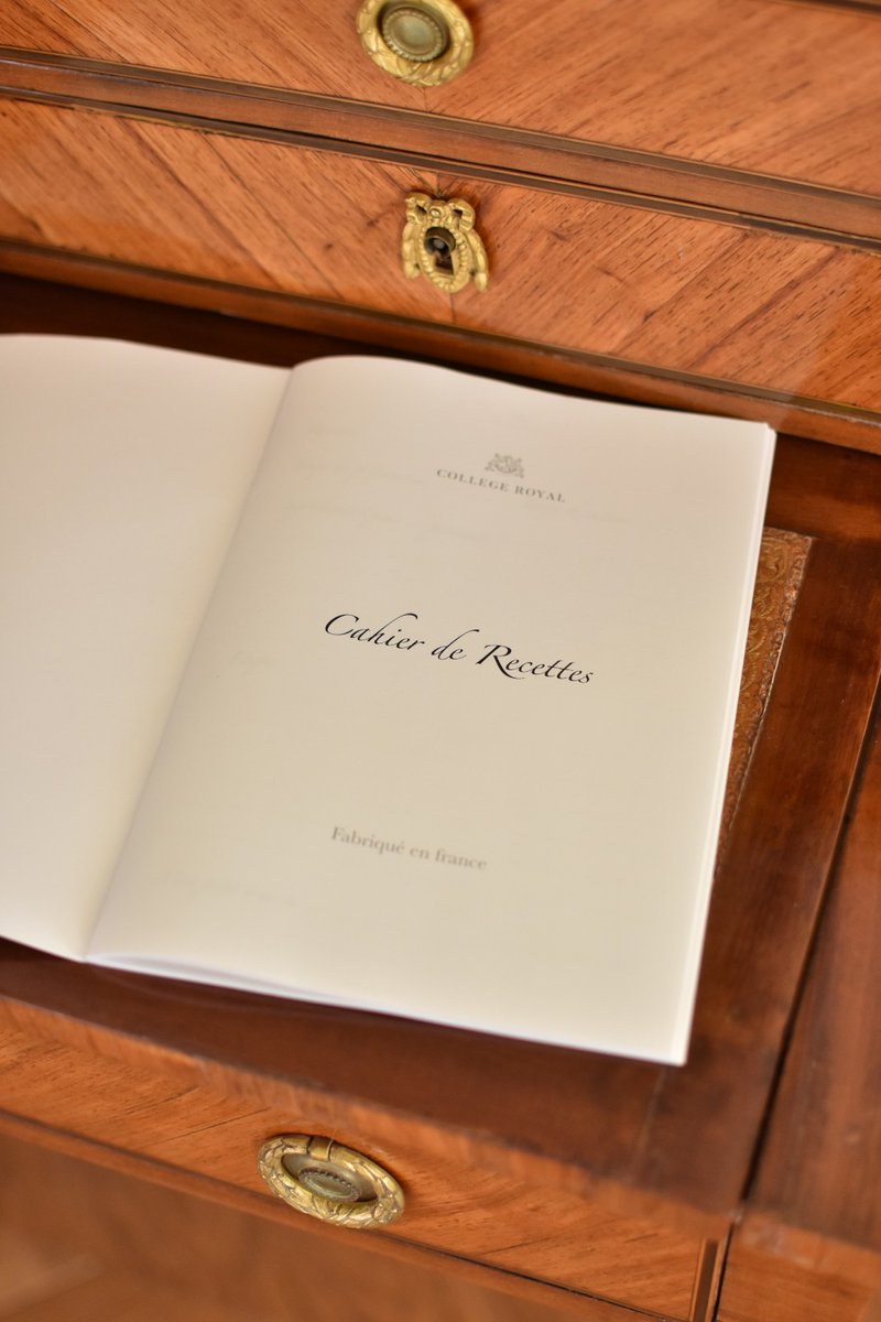 CollegeroyalSAS's tweet image. 💫Collège Royal étend sa gamme de papeterie à prix tout doux
🍰 Le cahier de recettes, pour les secrets de vos plats préférés
🗒️ Le cahier de mots de passe, un mémo physique pour d&apos;autres types de secrets !
À retrouver sur 👉 eshop-collegeroyal.fr