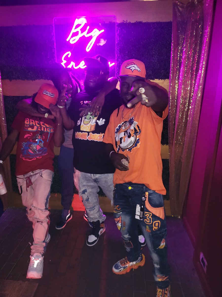 Mall fades Em all (@blackerdenu) on Twitter photo 