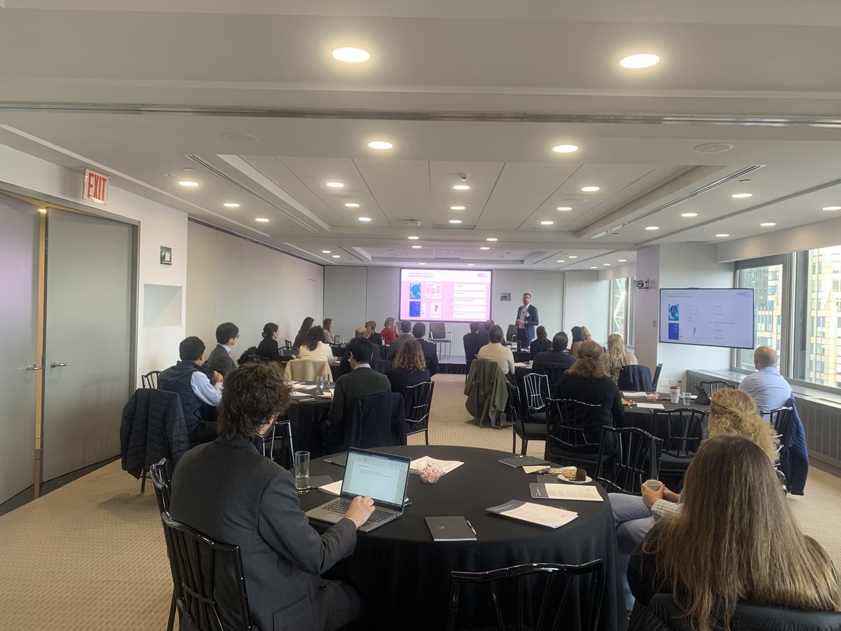 AtMIndex's tweet photo. 'Increasing #access2meds directly contributes to global health goals. The #healthcare sector is the most important sector driving the achievement of the UN #SDGs.' 

Our Investor Engagement Manager, @mara_lilley, speaking at the #ATMI22 investor launch event in New York today. https://t.co/IUbDhBU8iW