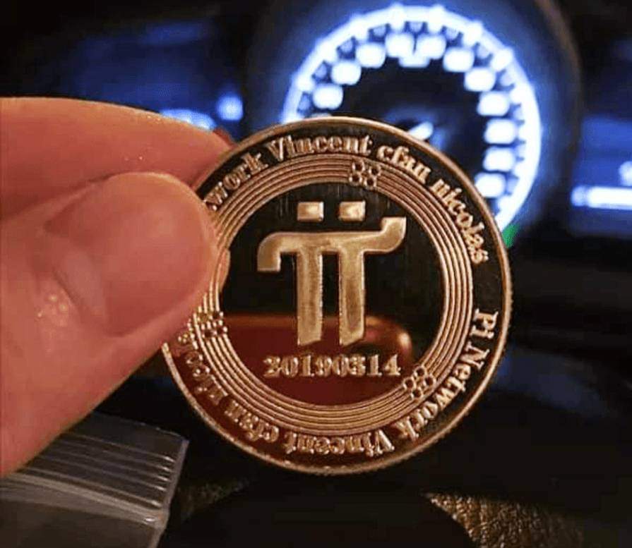 PiNewsMedia's tweet photo. 📢 DID YOU ALREADY THINK about WHAT WILL YOU DO when you are RICH WITH Pi? 🤔💜 https://t.co/1Ndt7HeAVD